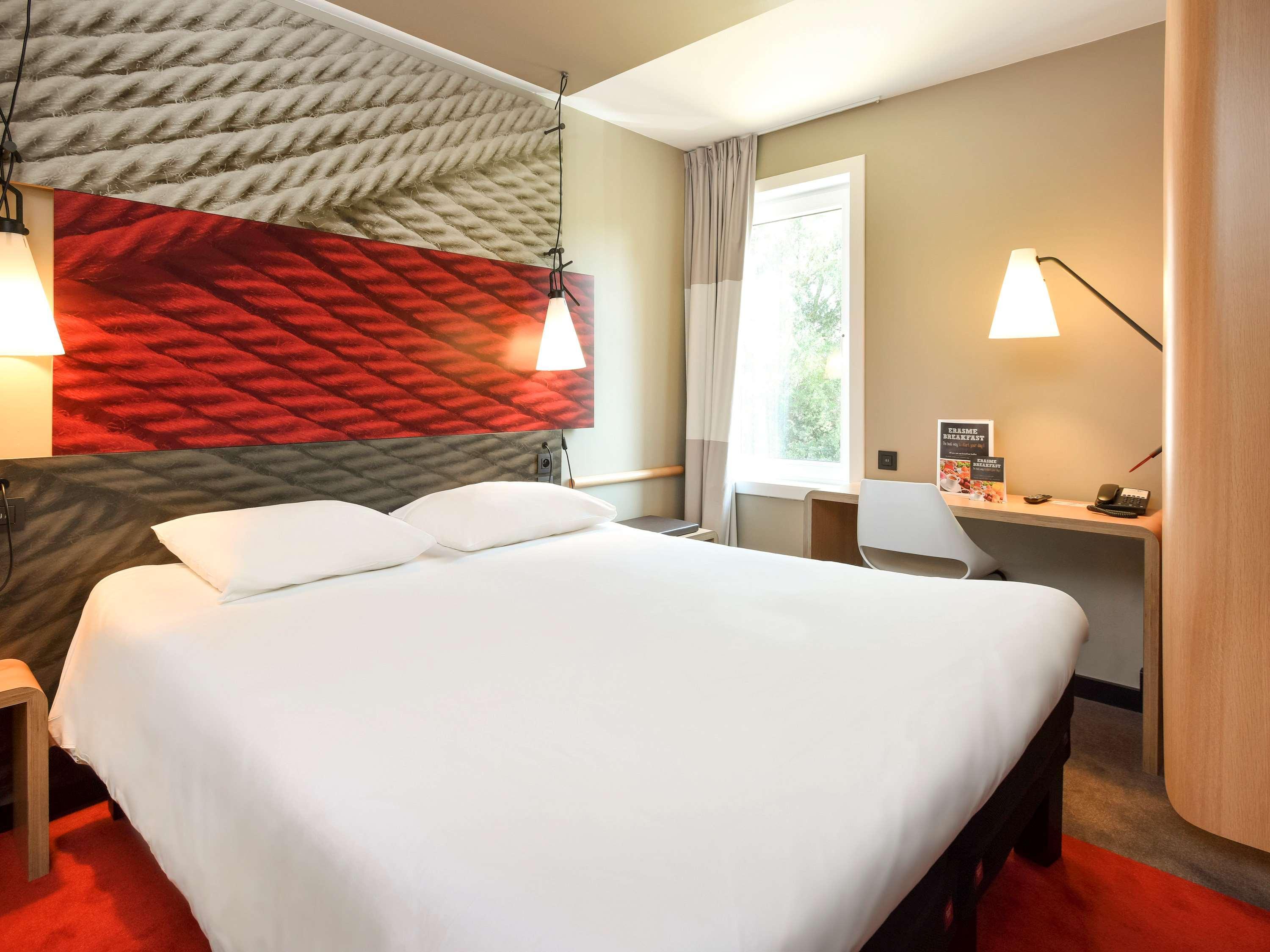 Ibis Brussels Erasmus Hotel Anderlecht Exterior photo