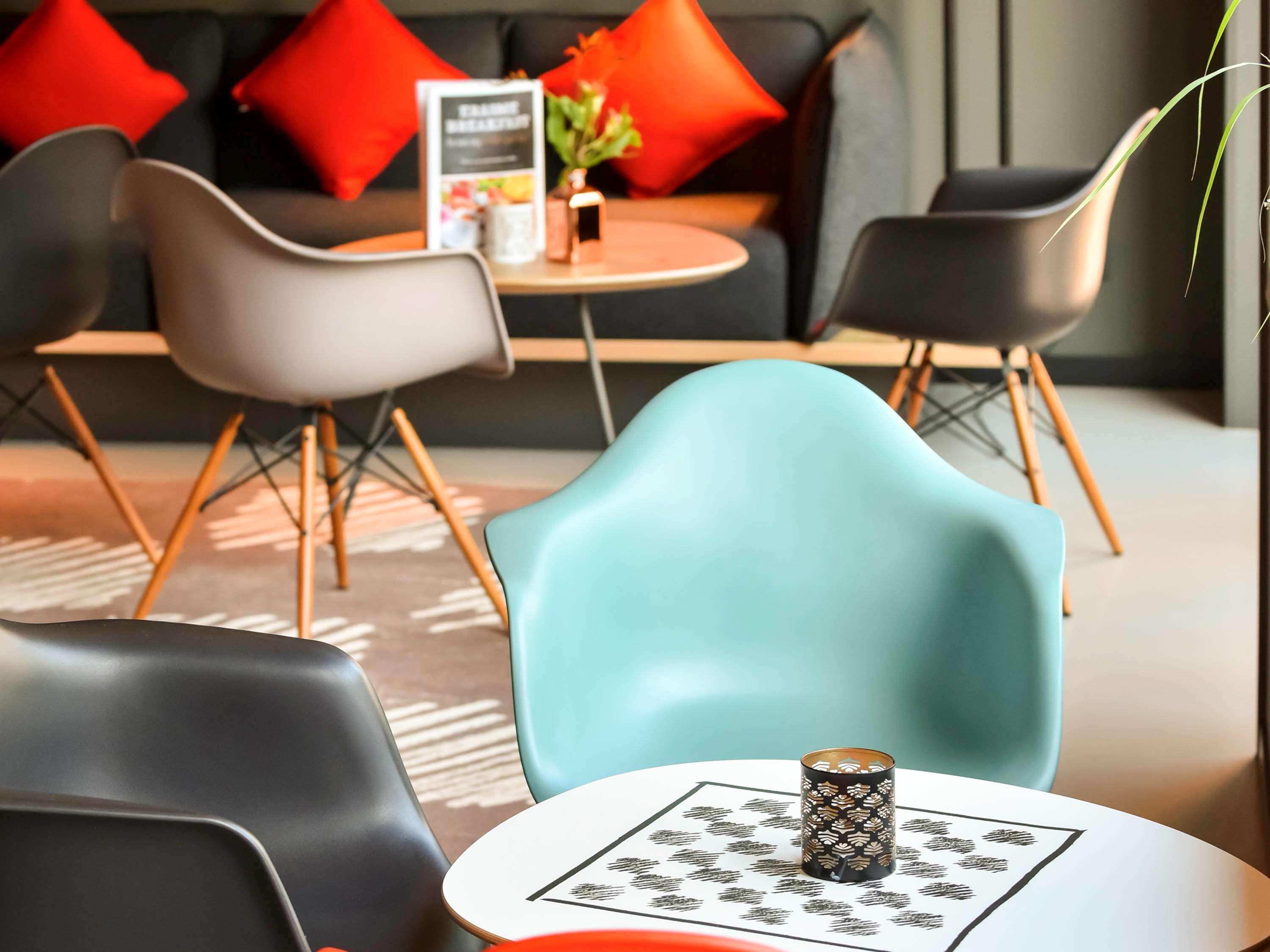 Ibis Brussels Erasmus Hotel Anderlecht Exterior photo