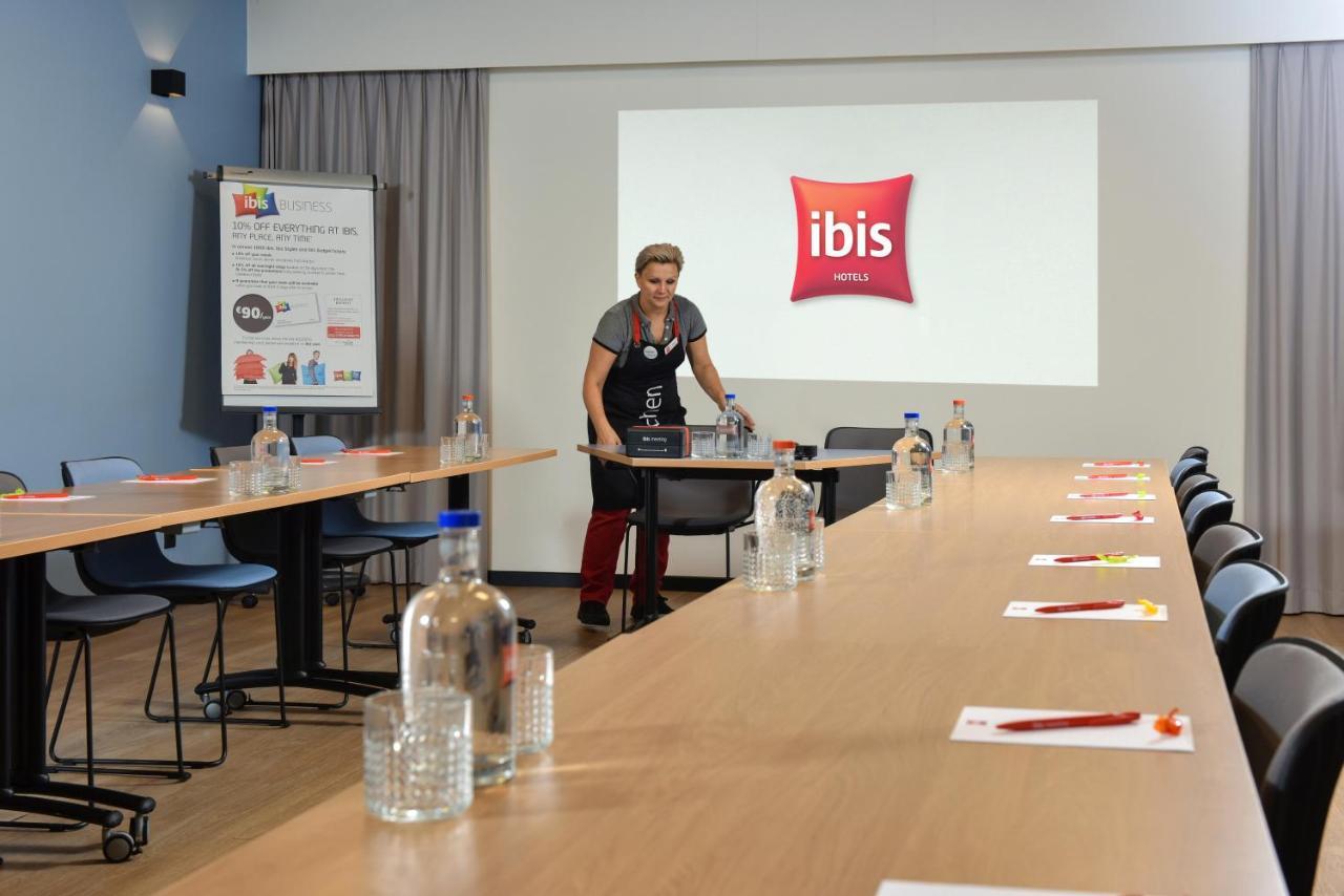 Ibis Brussels Erasmus Hotel Anderlecht Exterior photo